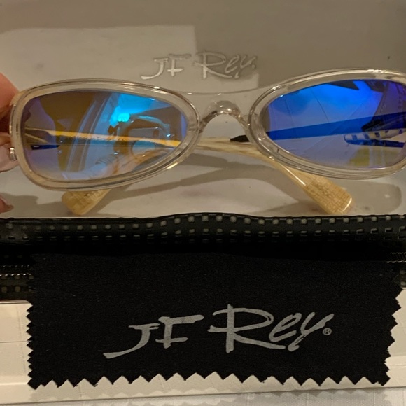 Jean-Francois Rey PARIS🗼Sunnies!
